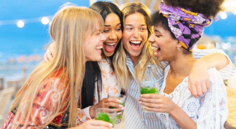 Look para comida informal en verano